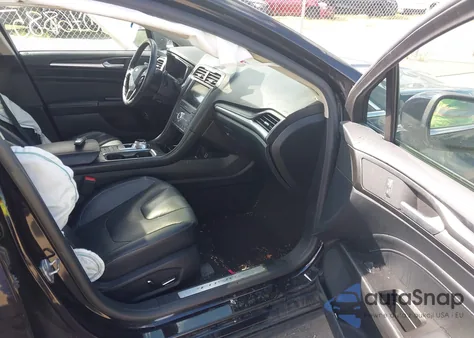 2020 Ford Fusion Hybrid Titanium from USA, damaged, VIN 3FA6P0RU0LR100329